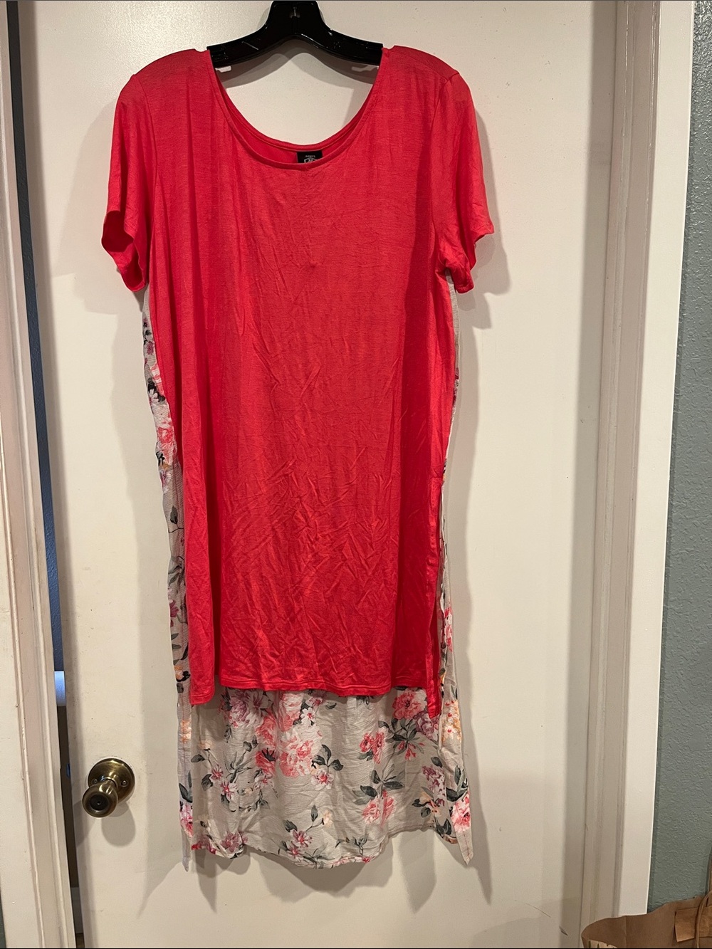 Agnes & Dora Coral Scoop Neck Tunic